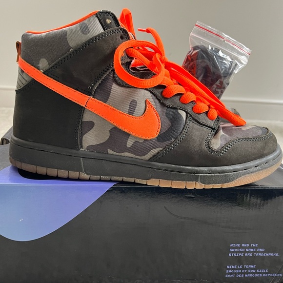 OG Brian Anderson High Top Nike SB Dunks main image 2
